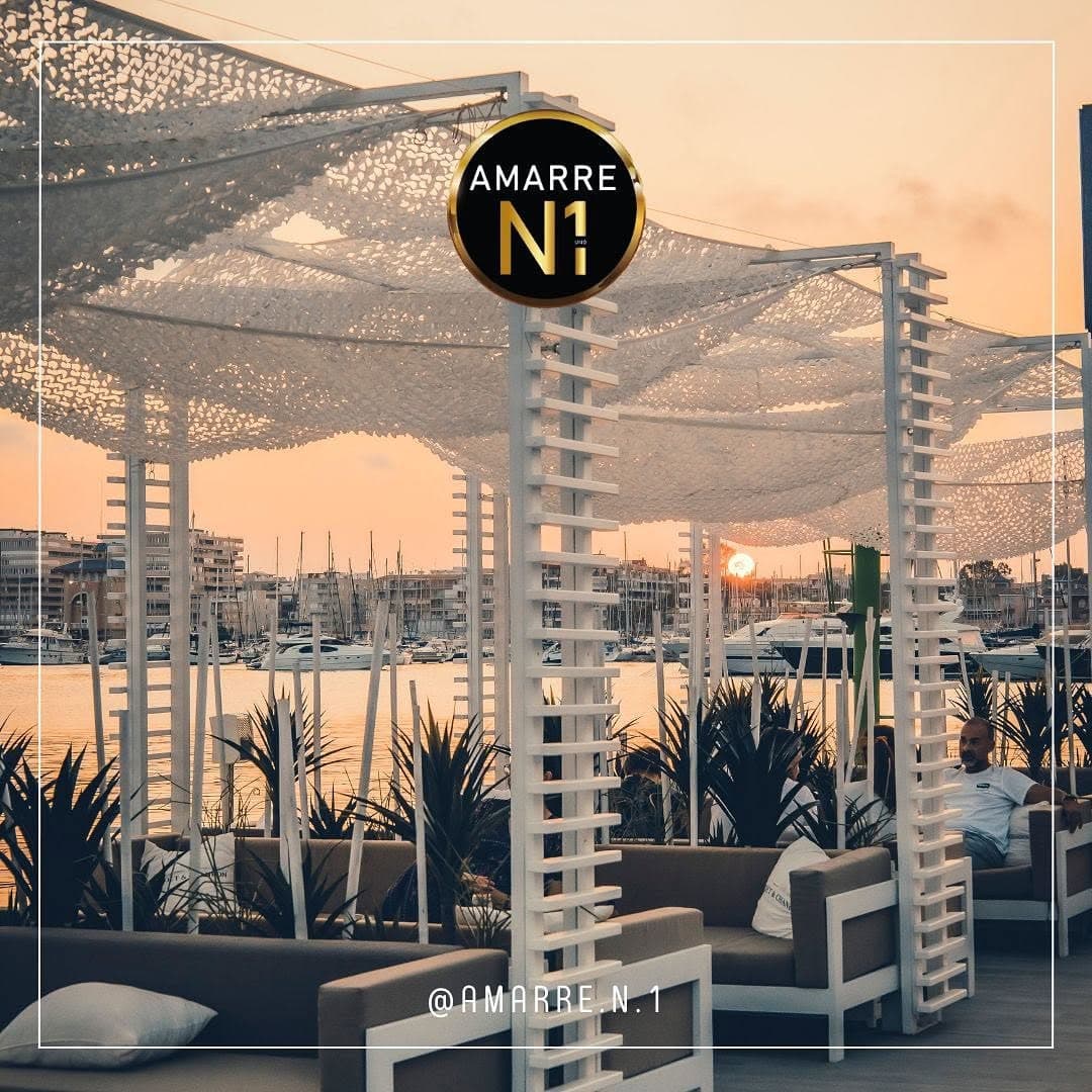 Atardecer en la terraza de Amarre Nº1, Marina Salinas (Torrevieja)